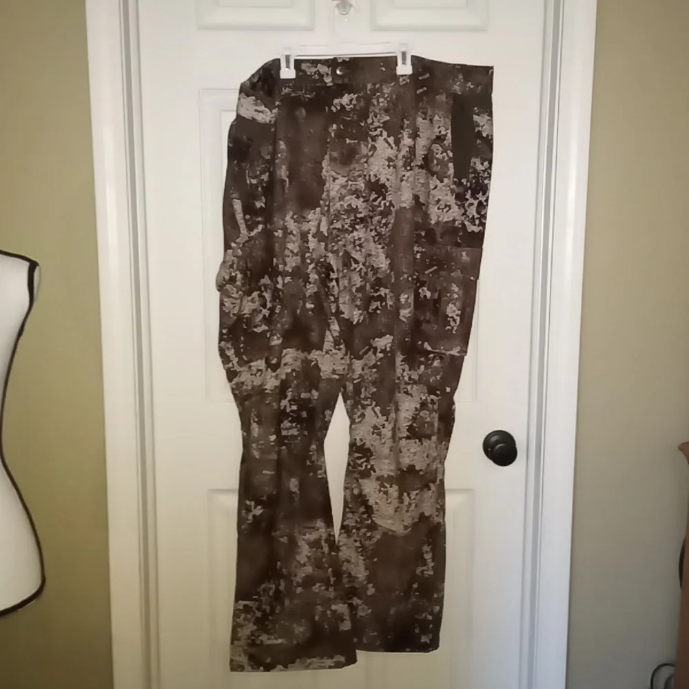 Cabela's 3XL Strata Light Weight Hunting Camouflage Cargo Performance Pa…